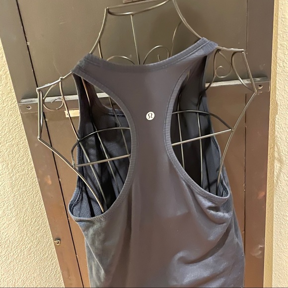 Lulu swiftly tech tank sz. 10 - Picture 6 of 7